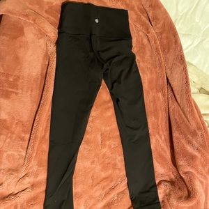 Lululemon Black 7/8 leggings